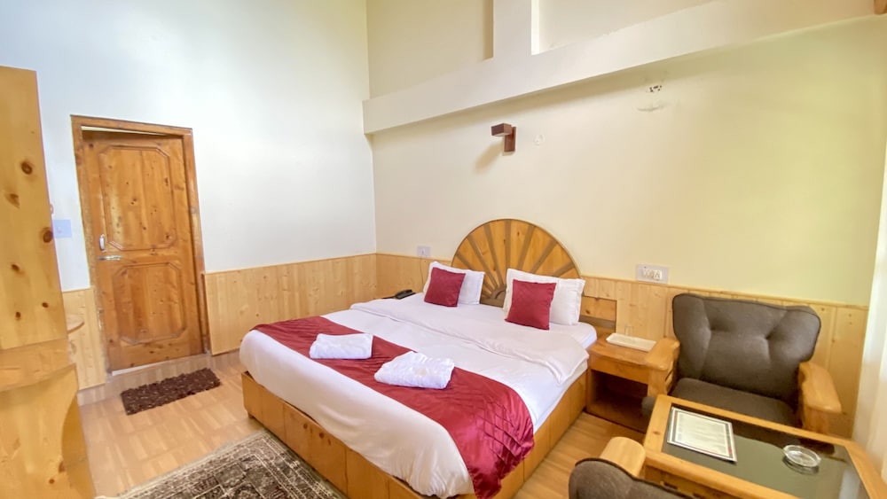 Deluxe Double Room photo 3