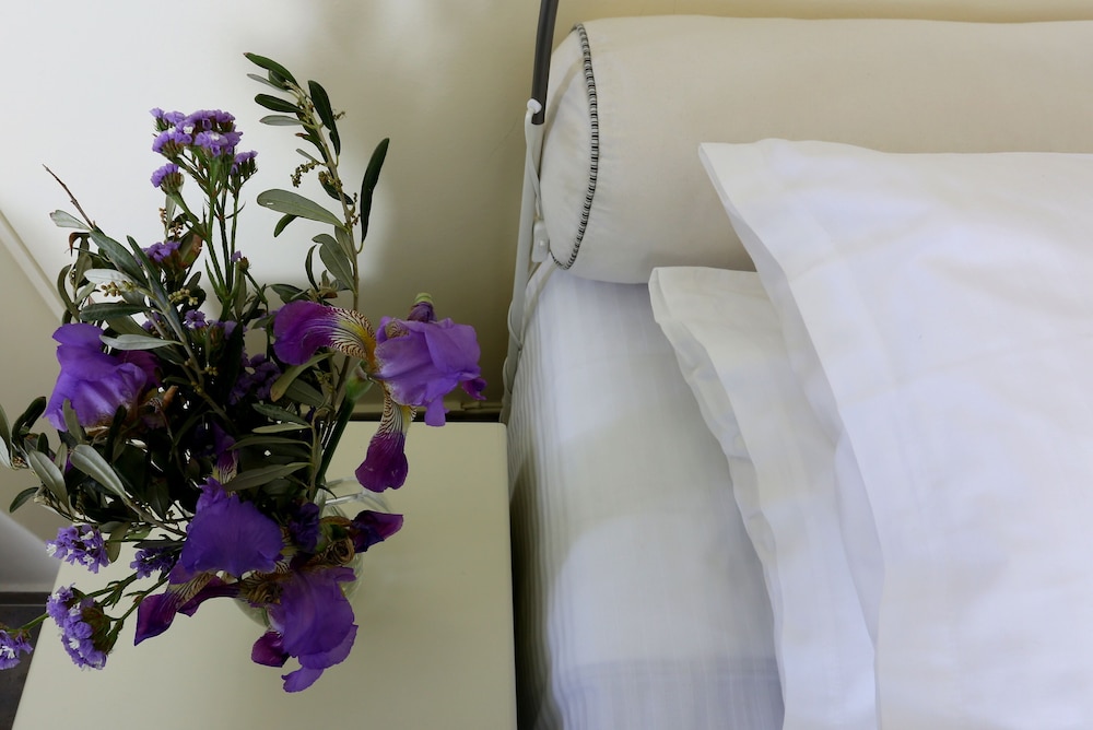 Deluxe Double or Twin Room, Sea View photo 3
