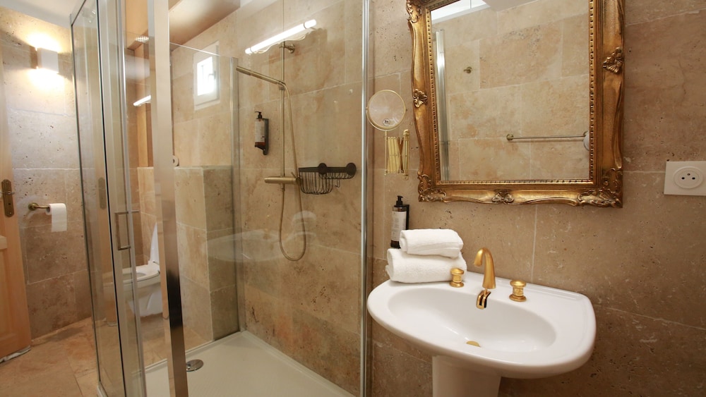 Junior Suite - Photo 2