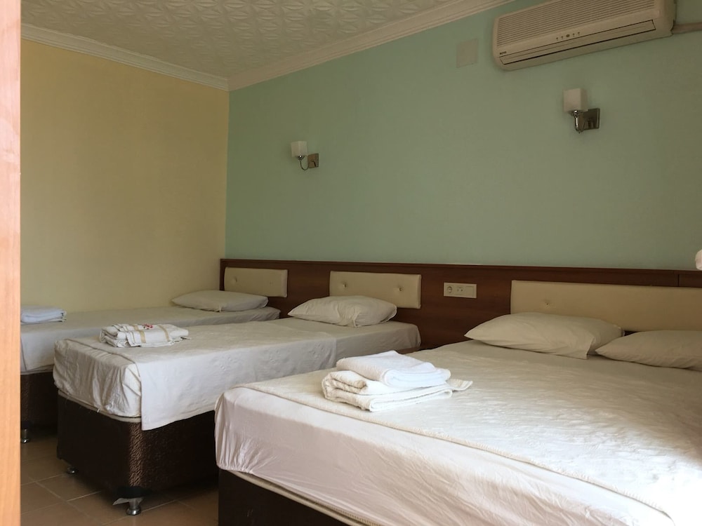 Quadruple Room photo 1