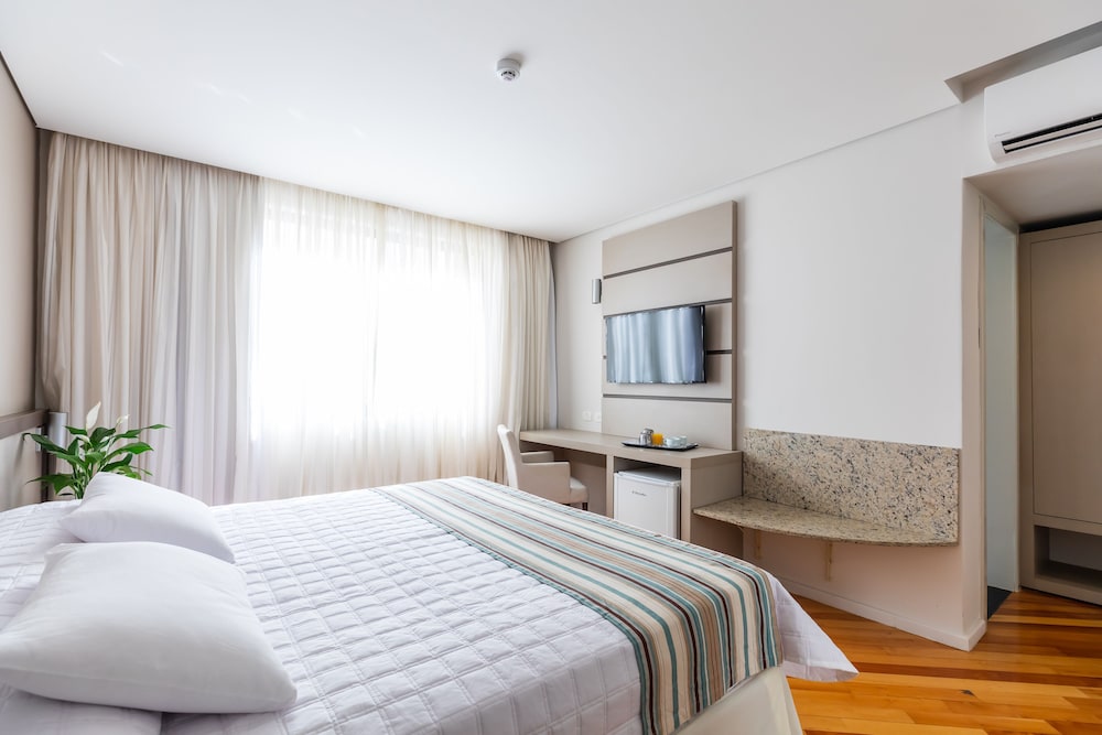 Deluxe Double Room - Photo 8