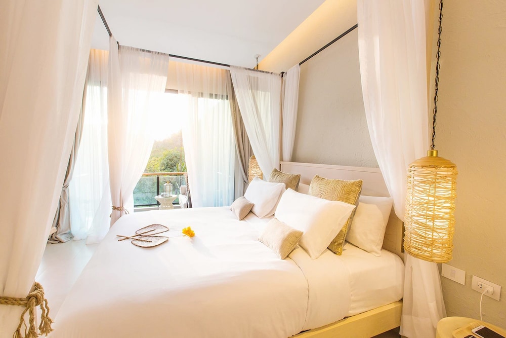 Oriental Room Double Bed photo 2