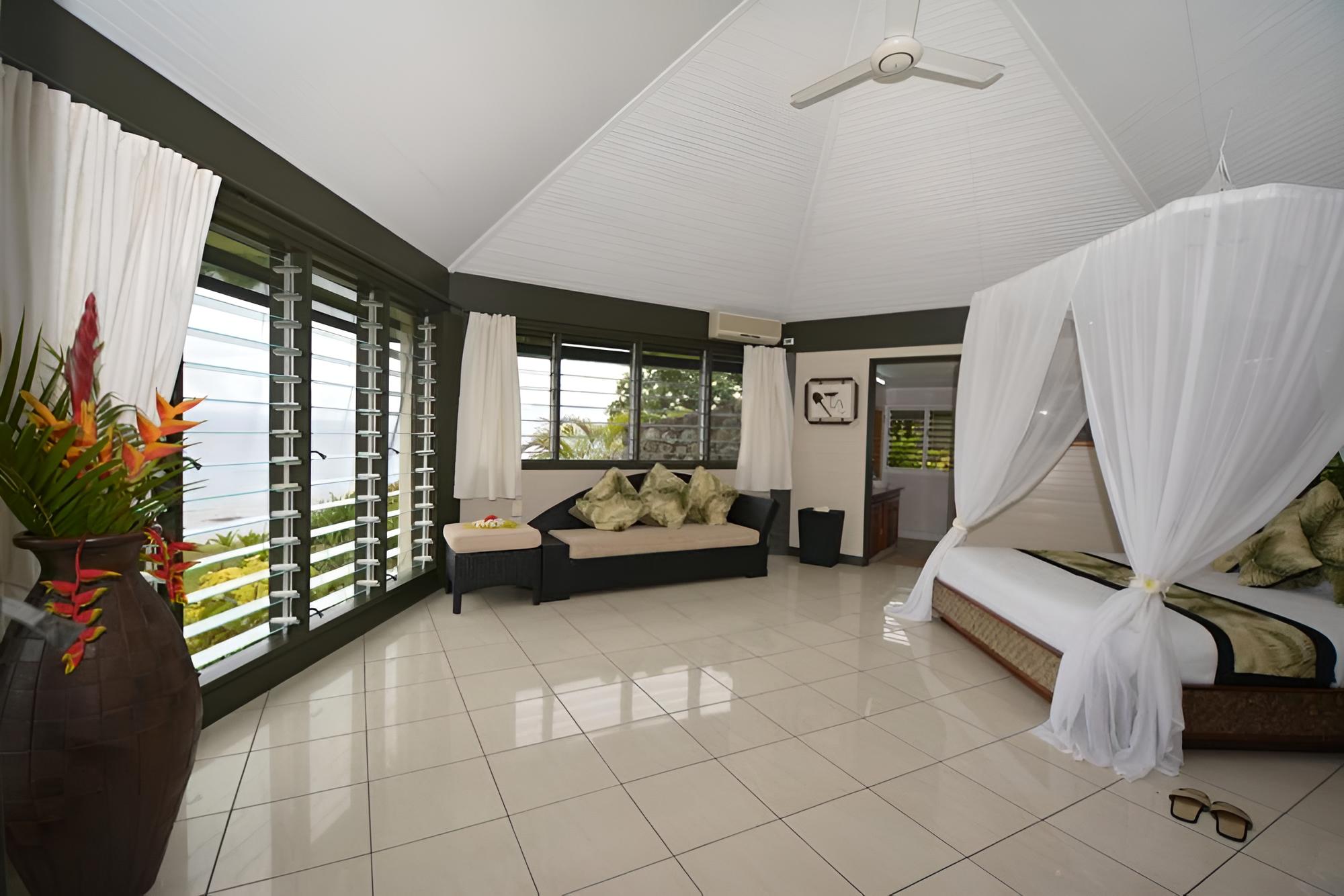 Grand Matalau Villa, 2 Bedrooms, Private Pool, Ocean View