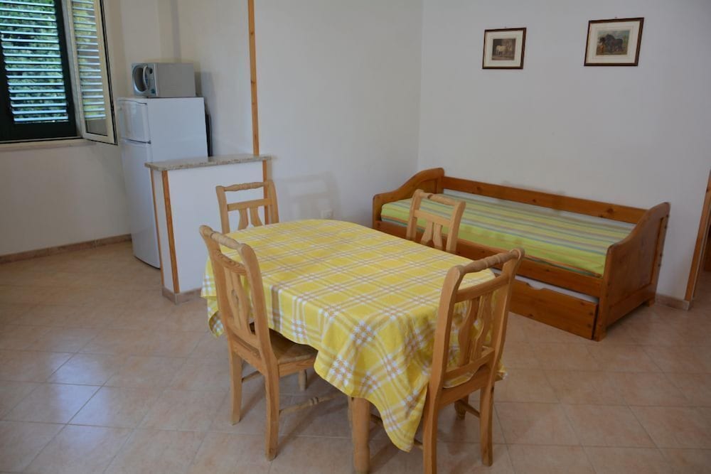 Superior Apartment, 1 Bedroom (3 First Floor) photo 1