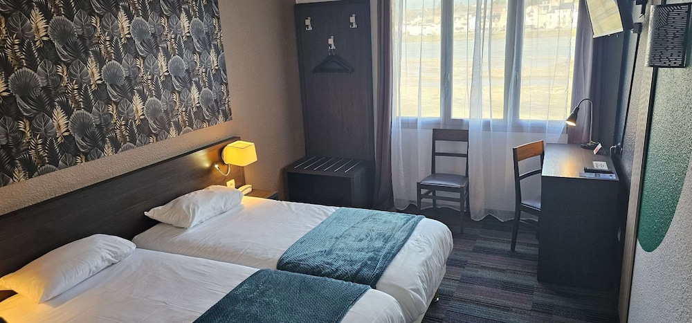 Classic Twin Room