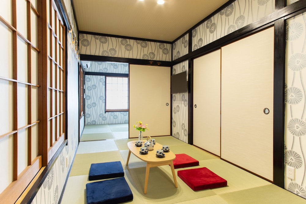 Apartment (2F) photo 1