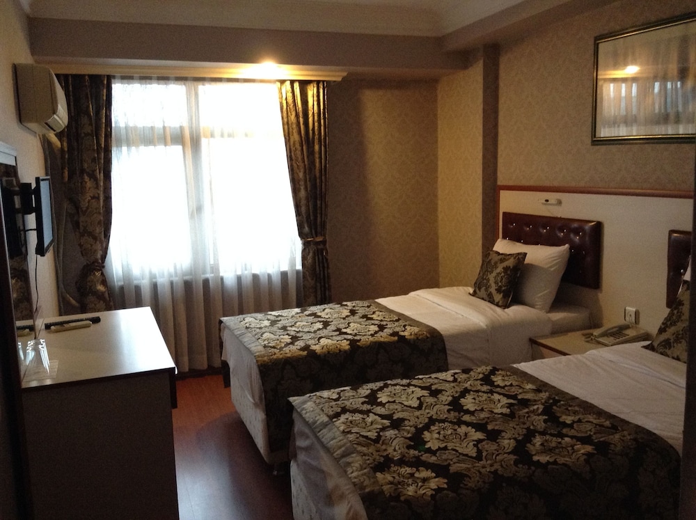 Standard Double Room photo 3