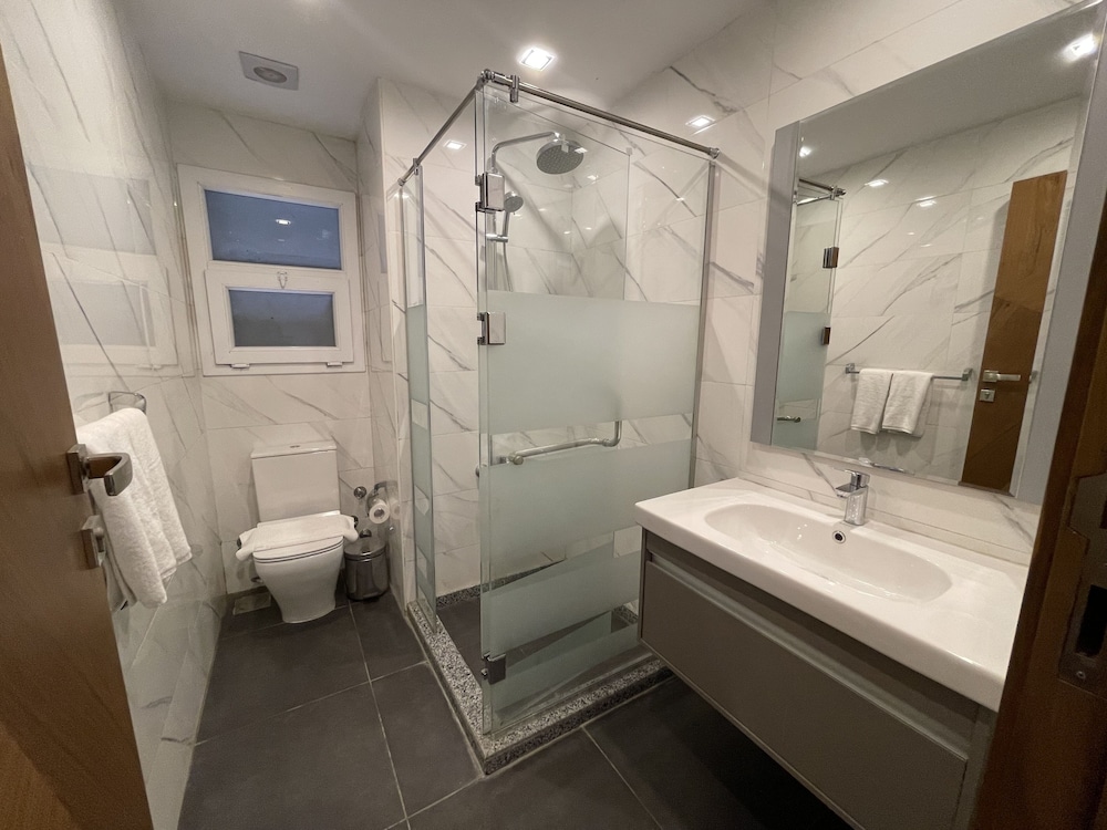 Family Studio Twin Apartment thumbnail 6