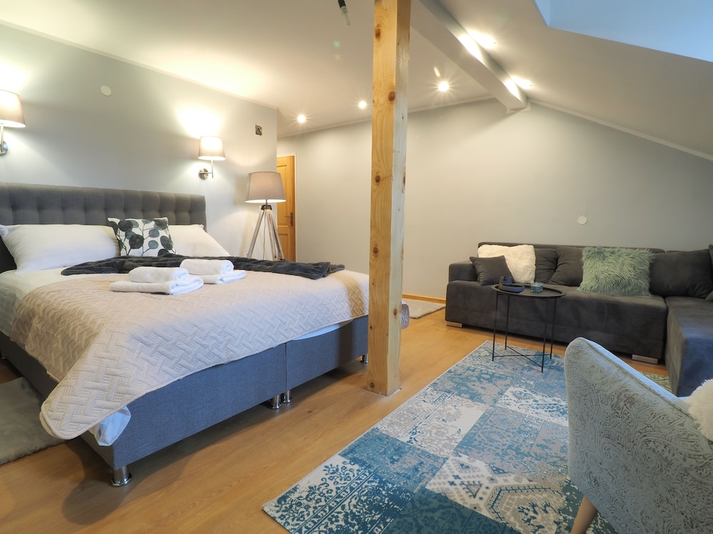 Exclusive Quadruple Room (6) - Photo 2