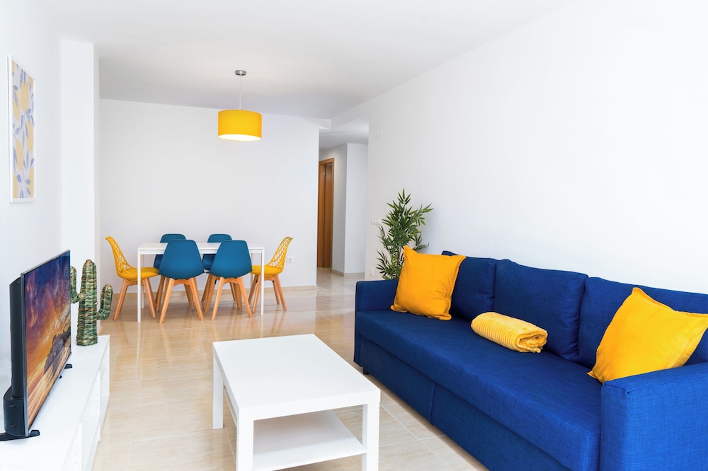 Family Apartment, 2 Bedrooms, 2 Bathrooms photo 3