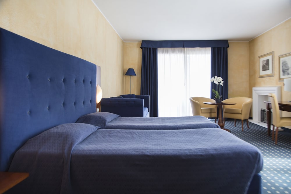 Standard Triple Room - Photo 4