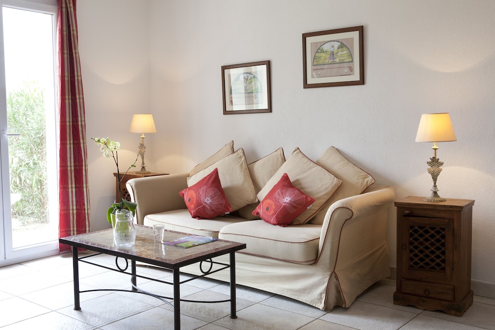 Villa, 3 Bedrooms photo 2