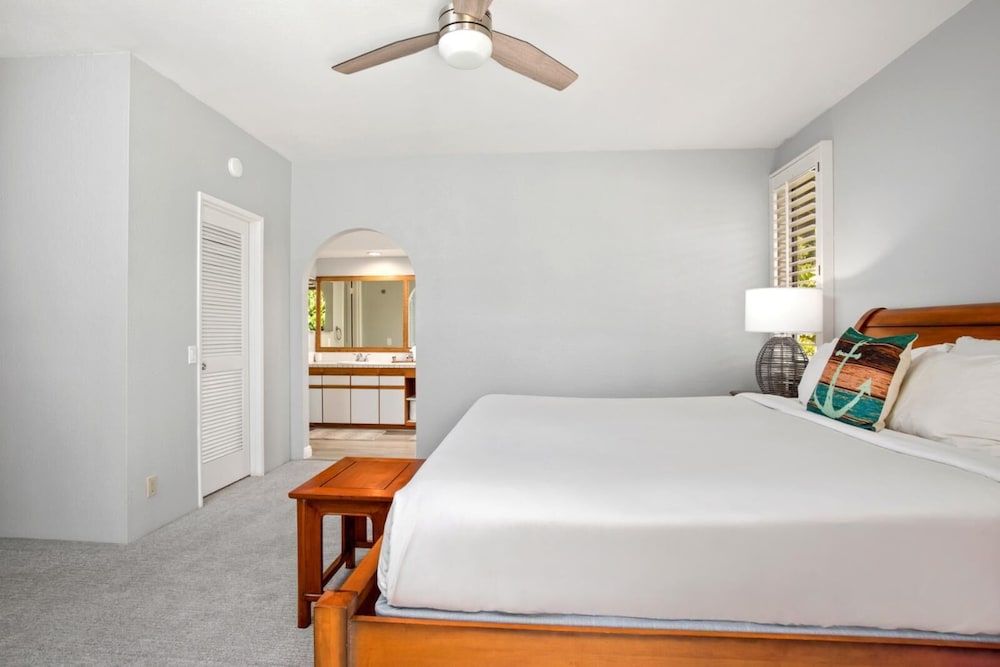Condo (3 Bedrooms) photo 3