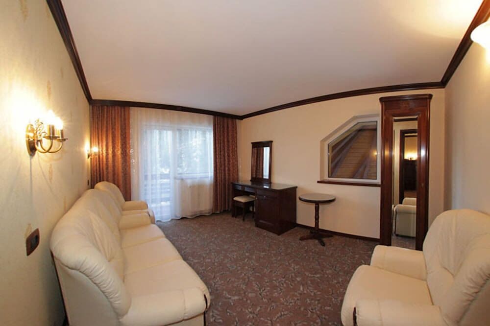 Suite, 1 Bedroom photo 2
