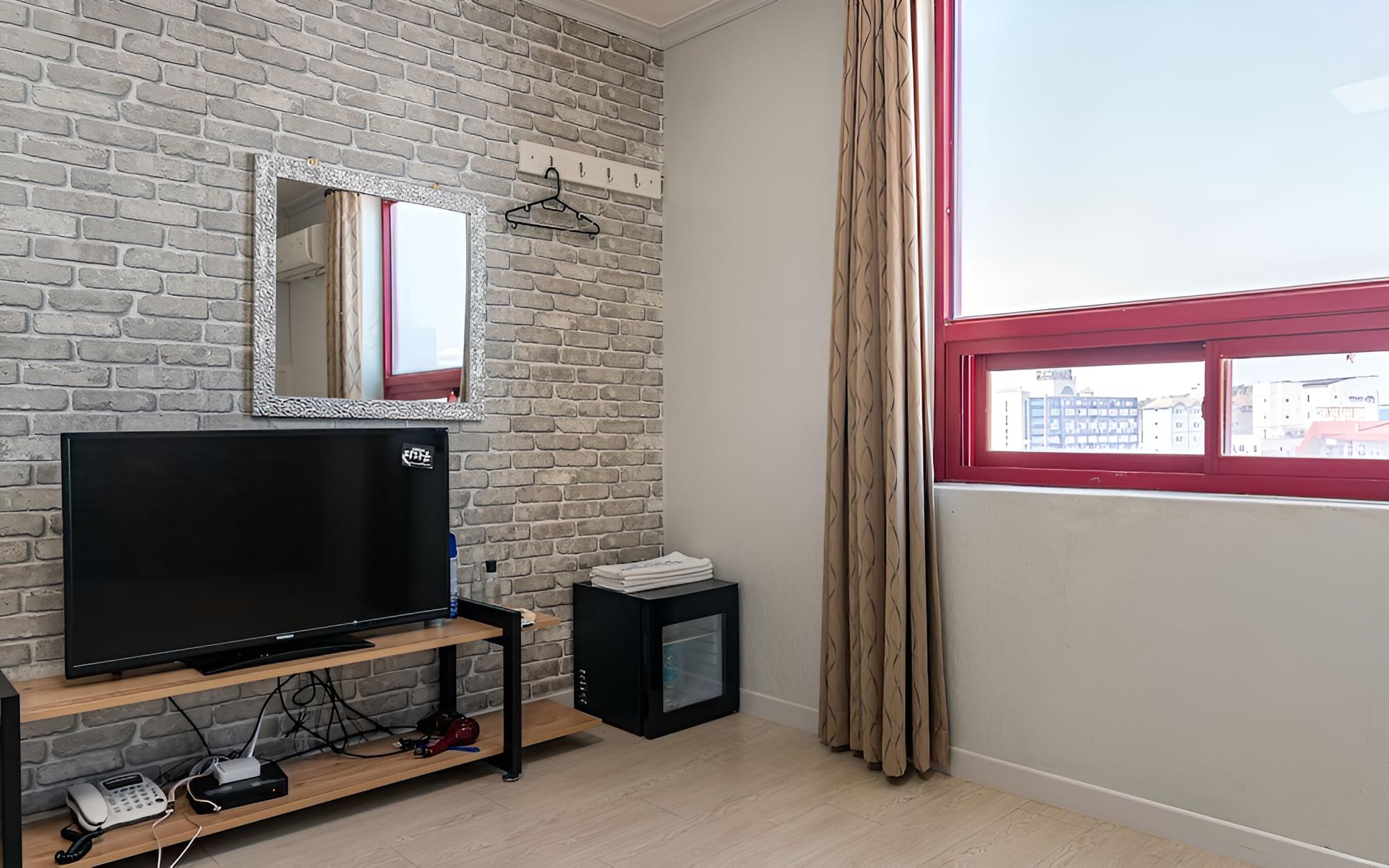 Room (On-dol) - Photo 5