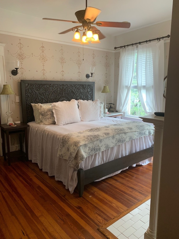 Prince Charles 2nd Floor