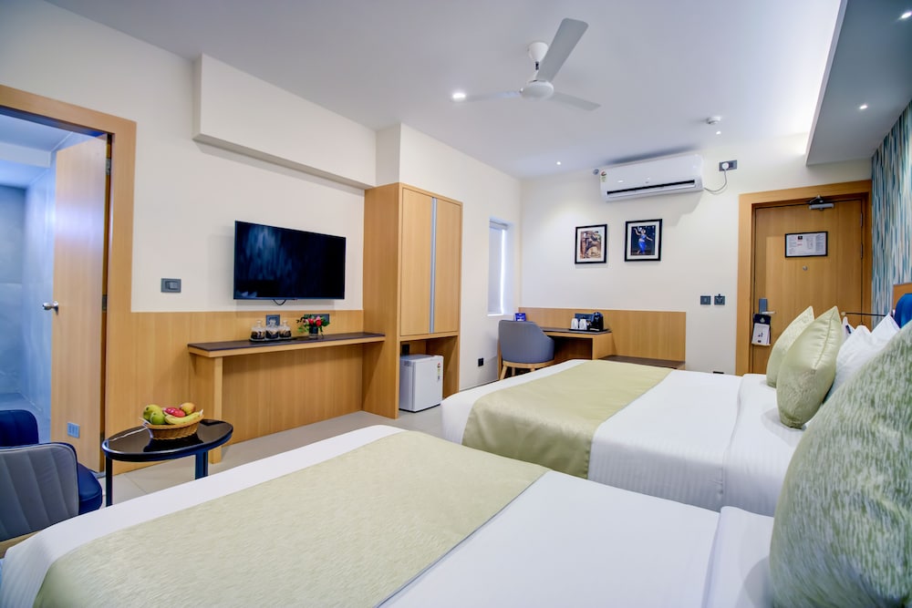 Junior Suite, 1 Bedroom - Photo 3