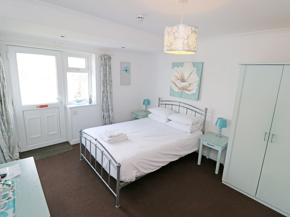 Deluxe Double Room (Room 3)