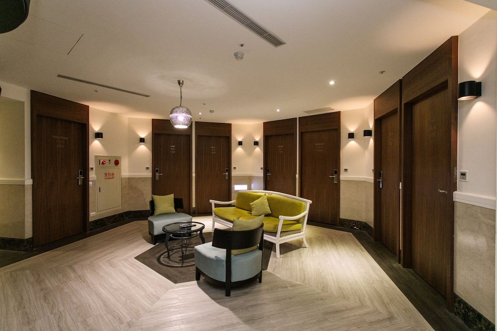 Deluxe Room 1 - Photo 3