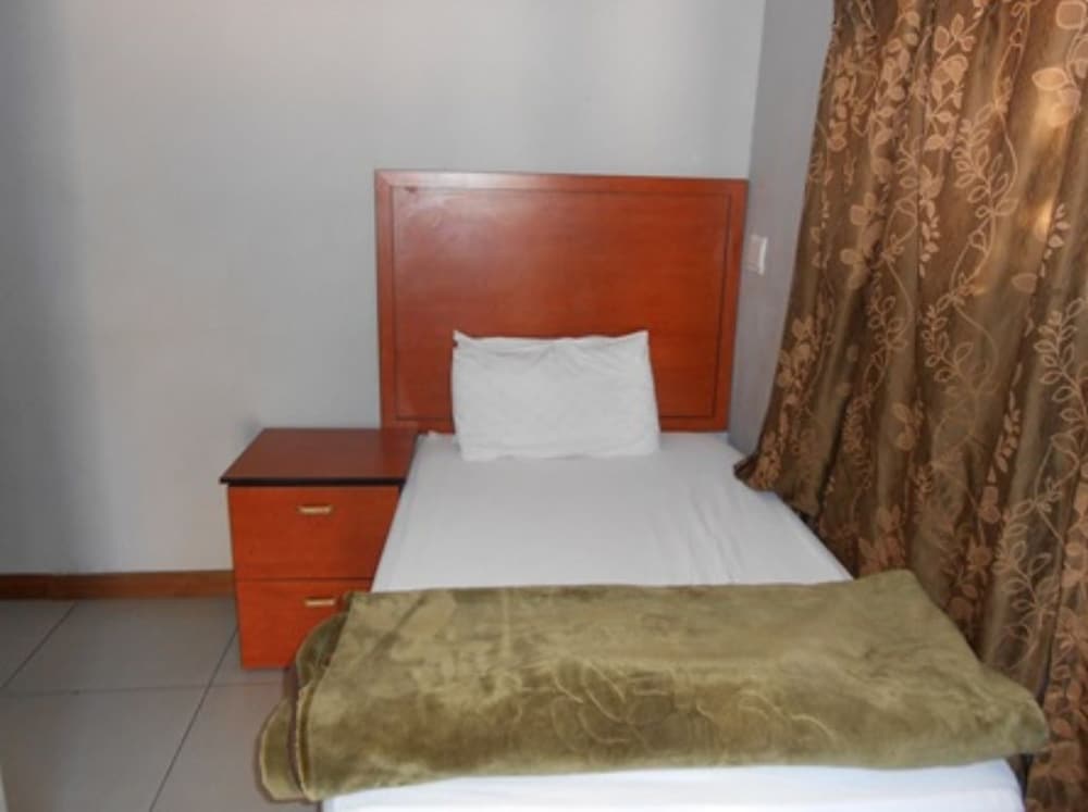 Single Room photo 1
