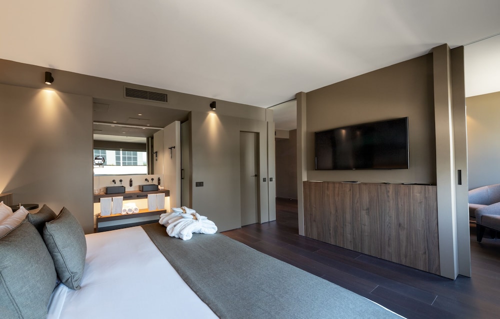 Suite, 2 Bedrooms