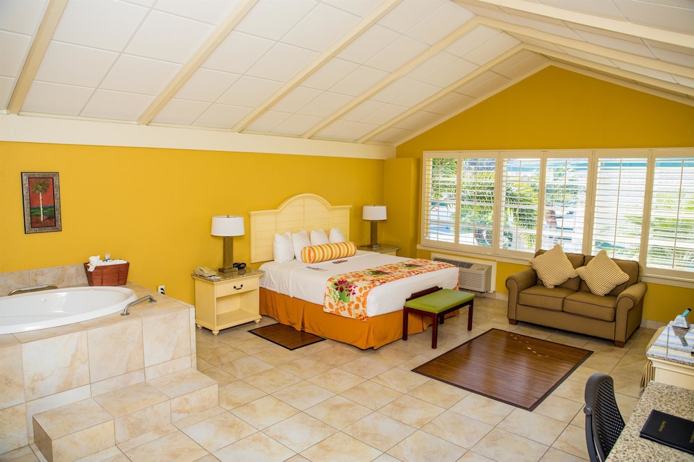 Suite, 1 King Bed, Non Smoking, Jetted Tub (No Balcony)