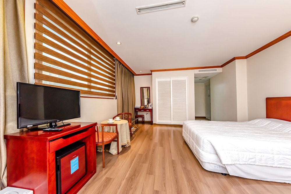 Deluxe Double Room photo 3