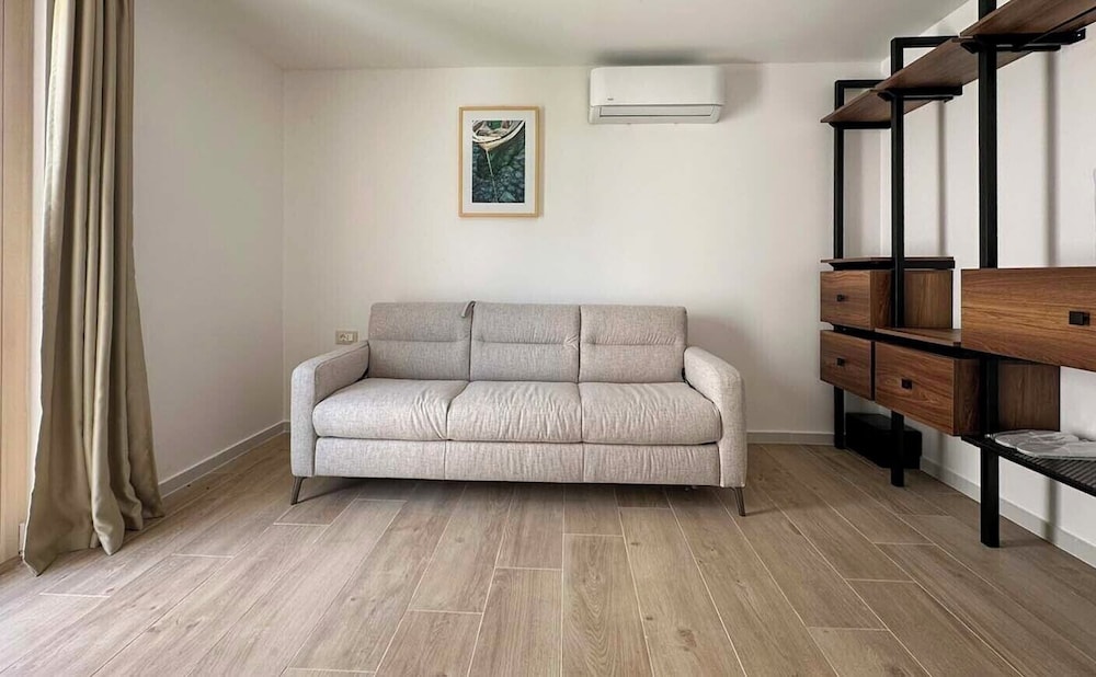 Royal Apartment photo 1