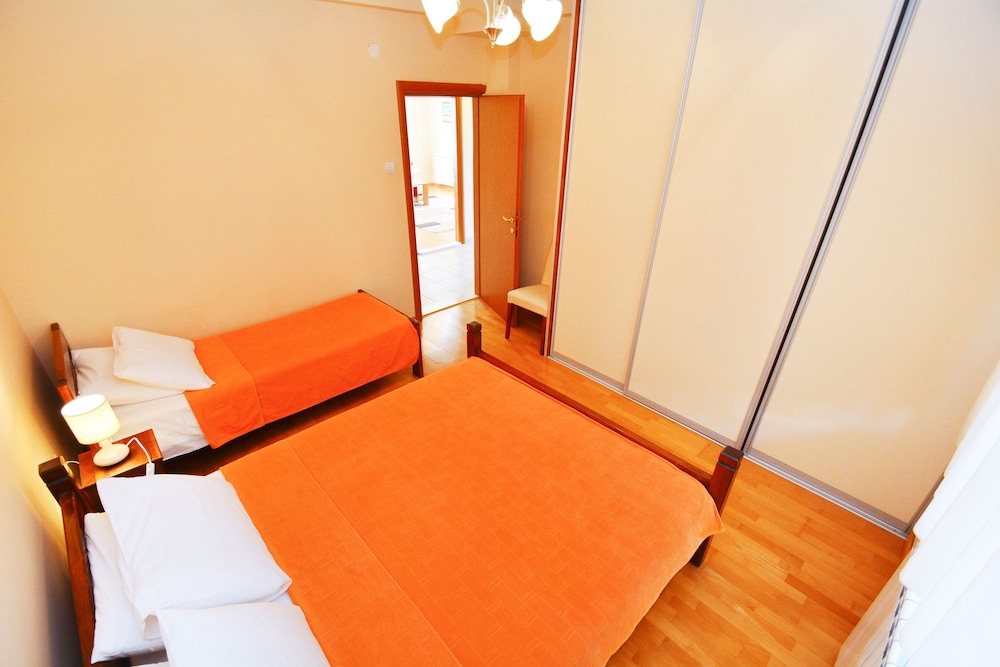 Apartment, 2 Bedrooms, Sea View photo 1