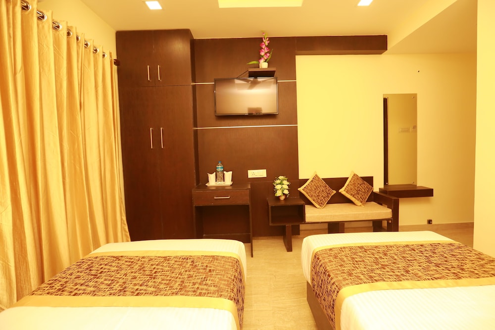 Deluxe Twin Room, 2 Twin Beds, Accessible, City View photo 3
