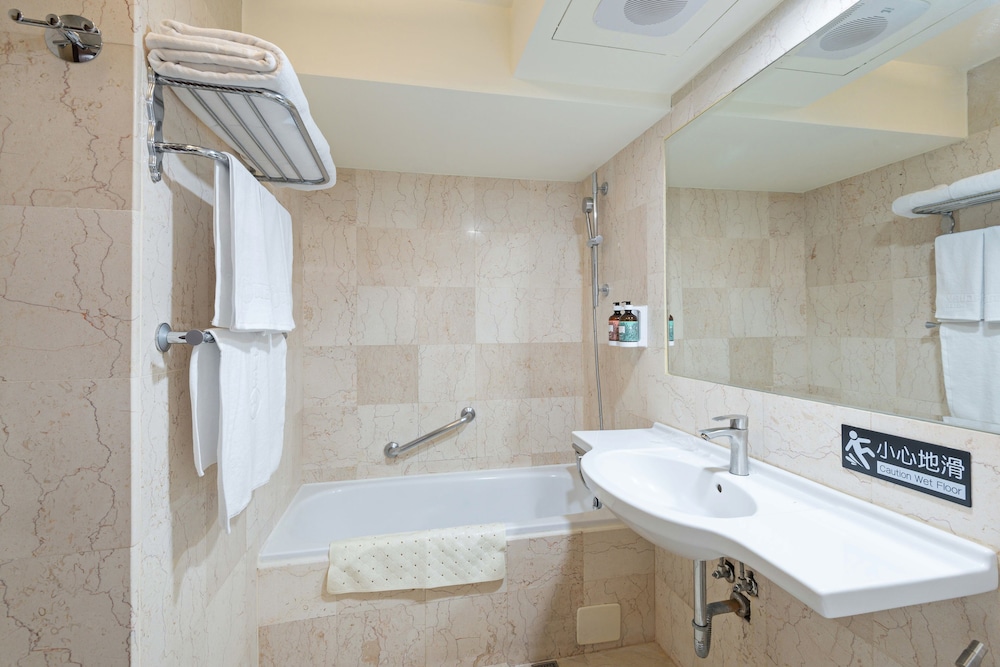 Superior Triple Room - Photo 5
