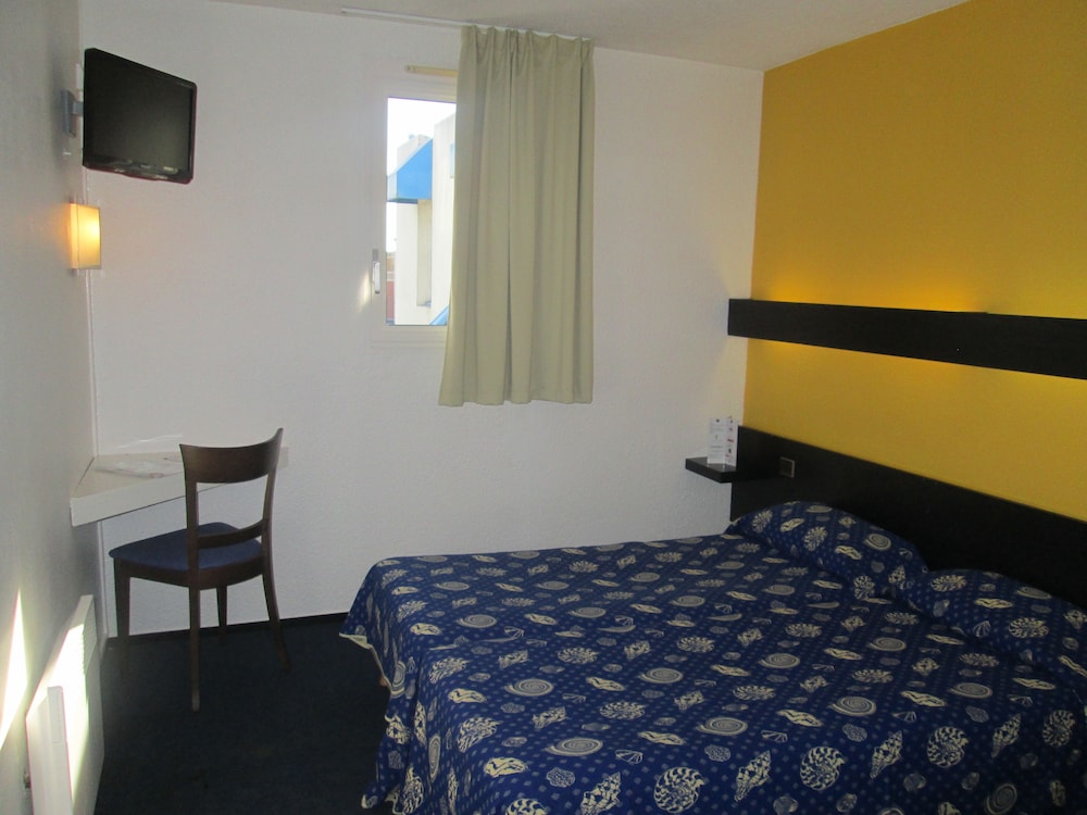 Standard Room photo 3