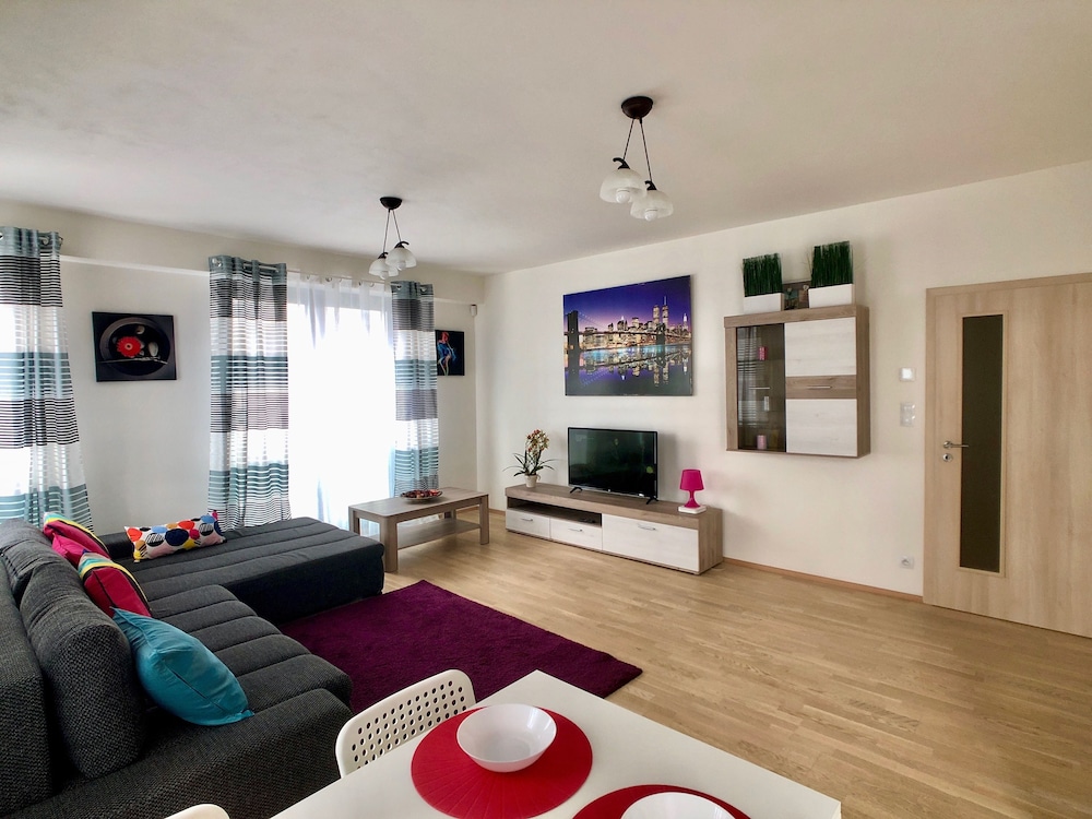 Business Apartment, 1 Bedroom, Accessible, Courtyard View