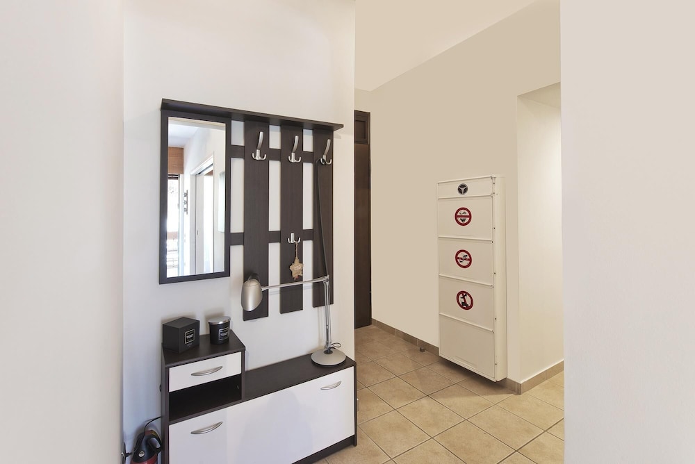 Apartment photo 3