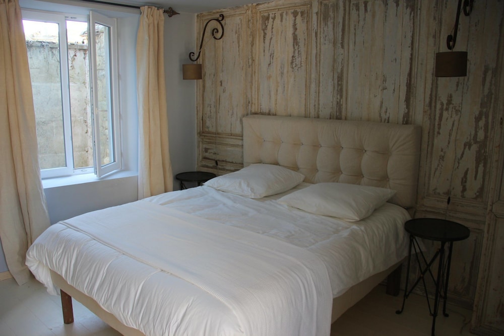 Double Room (Fontainebleau) photo 3