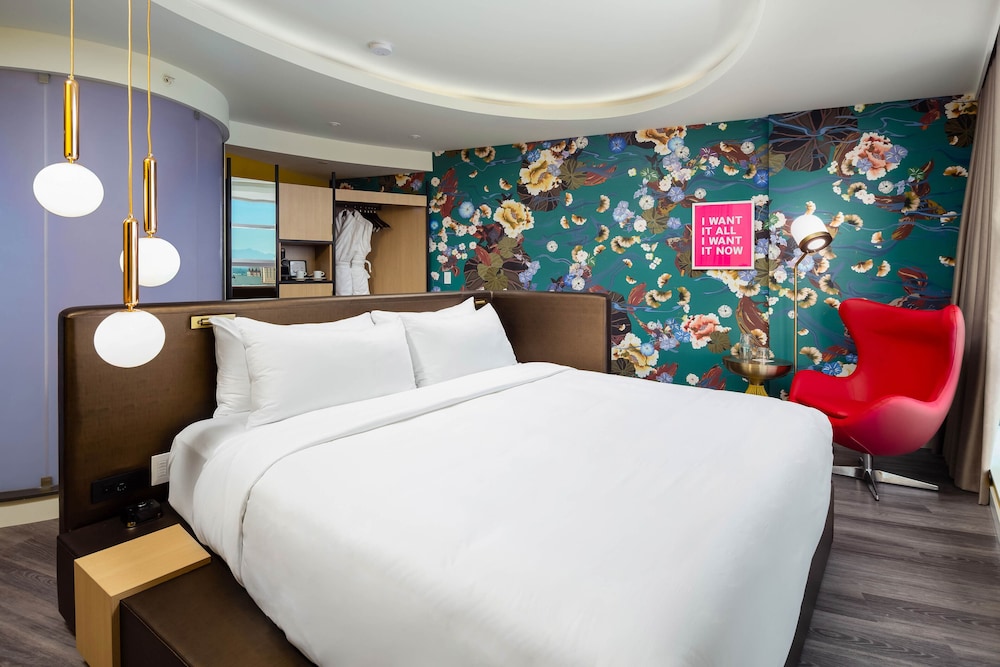Icon Room, 1 King Bed photo 1