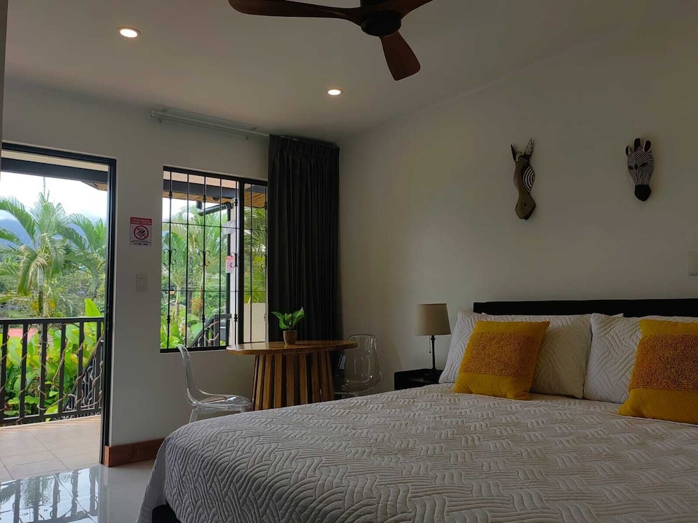 Superior Double Room, 1 King Bed, Garden View