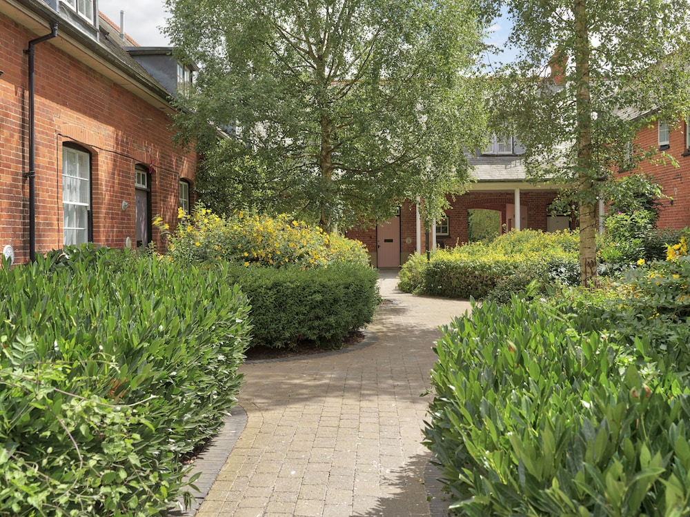 Standard Double Room (Mews) - Photo 3