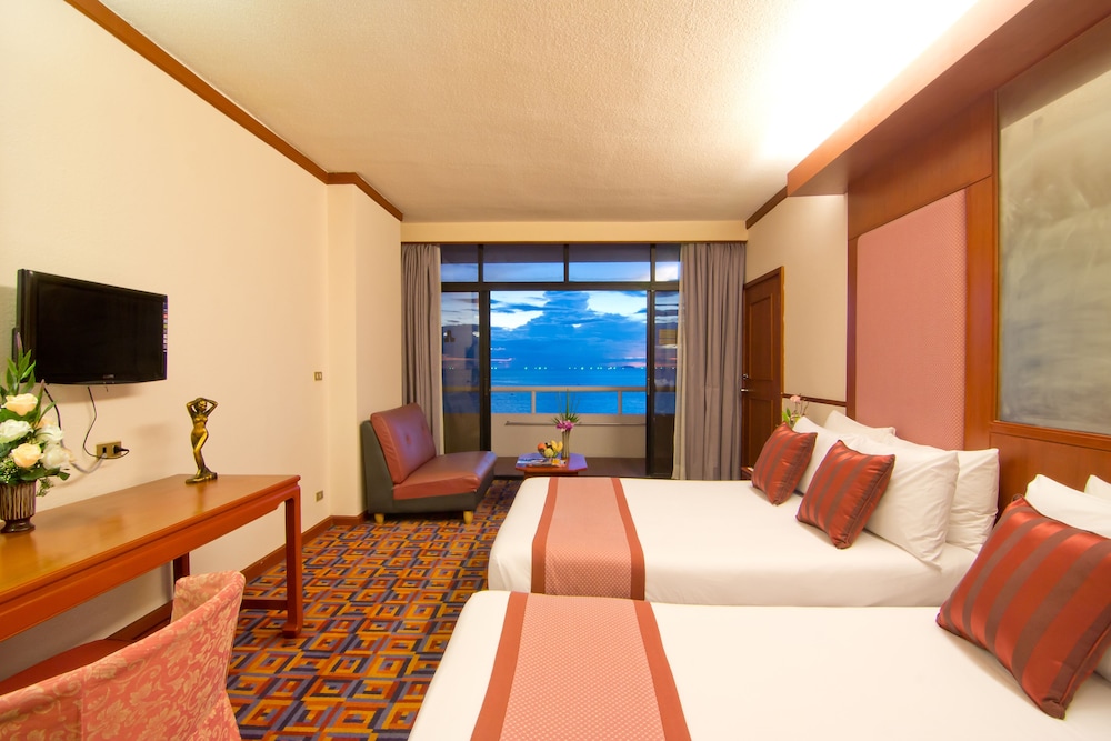 Sunset Suite