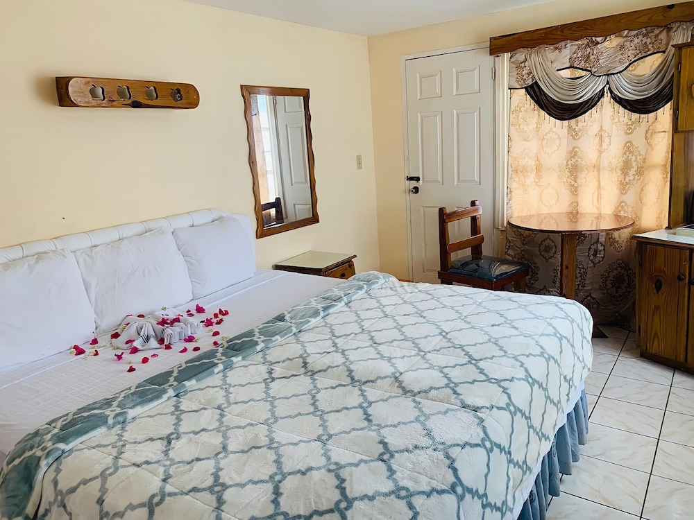 Standard Room With 1 Double Bed