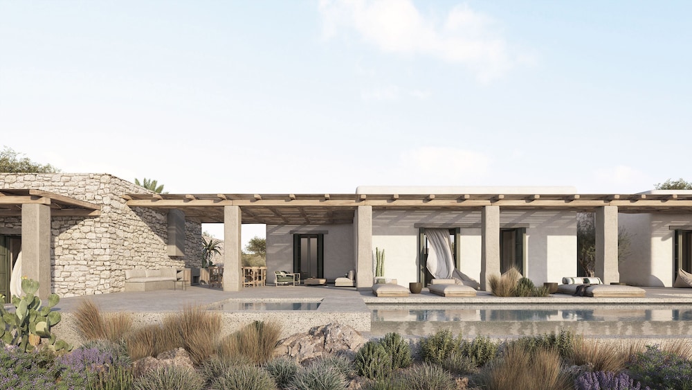 Cliff Front Four-Bedroom Villa with Outdoor Private Pool and Sea View