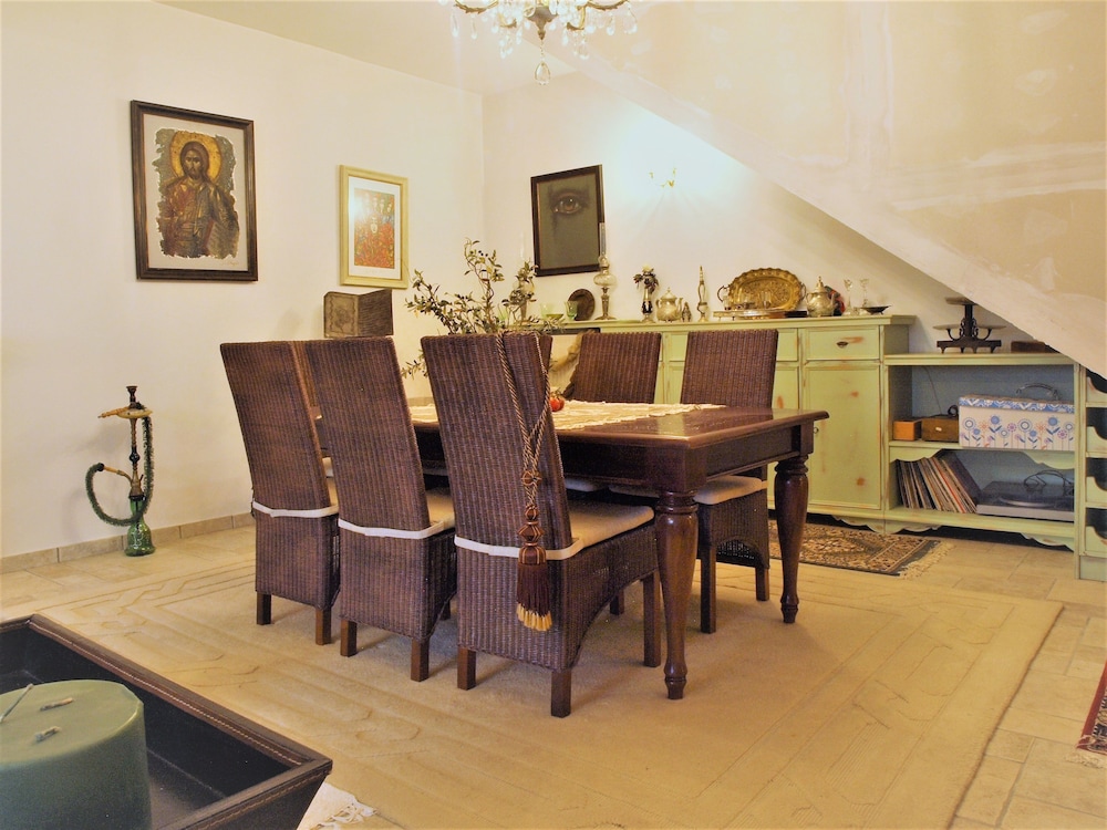 Villa photo 2