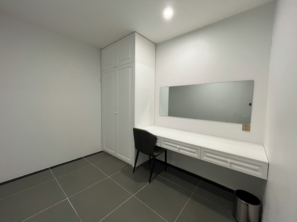 Exclusive Studio Suite, City View photo 2