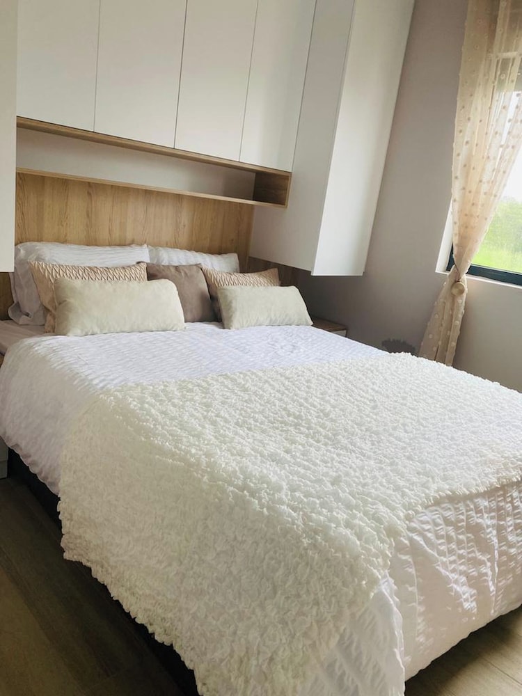 Deluxe Suite, 1 Bedroom, Balcony, Sea View