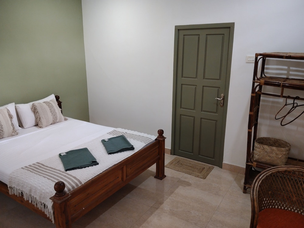 Standard Double Room photo 3