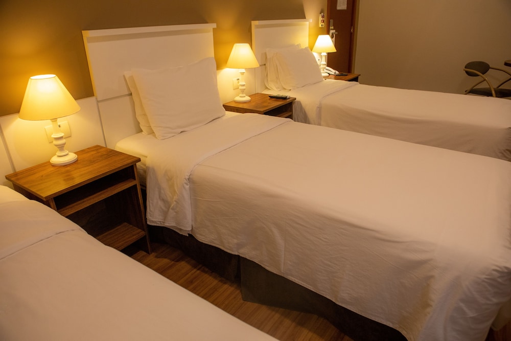 Executive Triple Room, Mobility Accessible, Air conditioning - Photo 10
