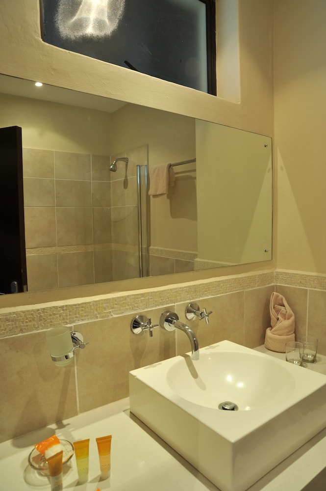 Standard Room, 1 Double Bed, Garden View photo 2