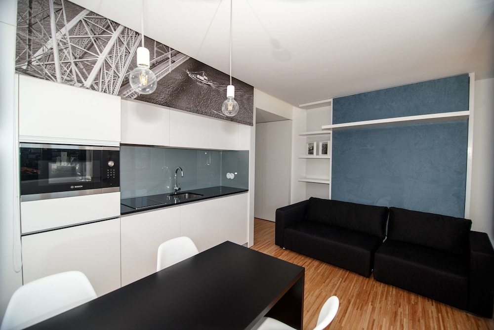 Panoramic Studio, 1 Double Bed, Kitchen, City View (Sé) photo 3