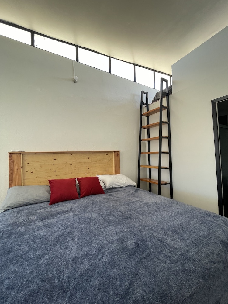 Standard Room, Multiple Beds, Tower photo 3