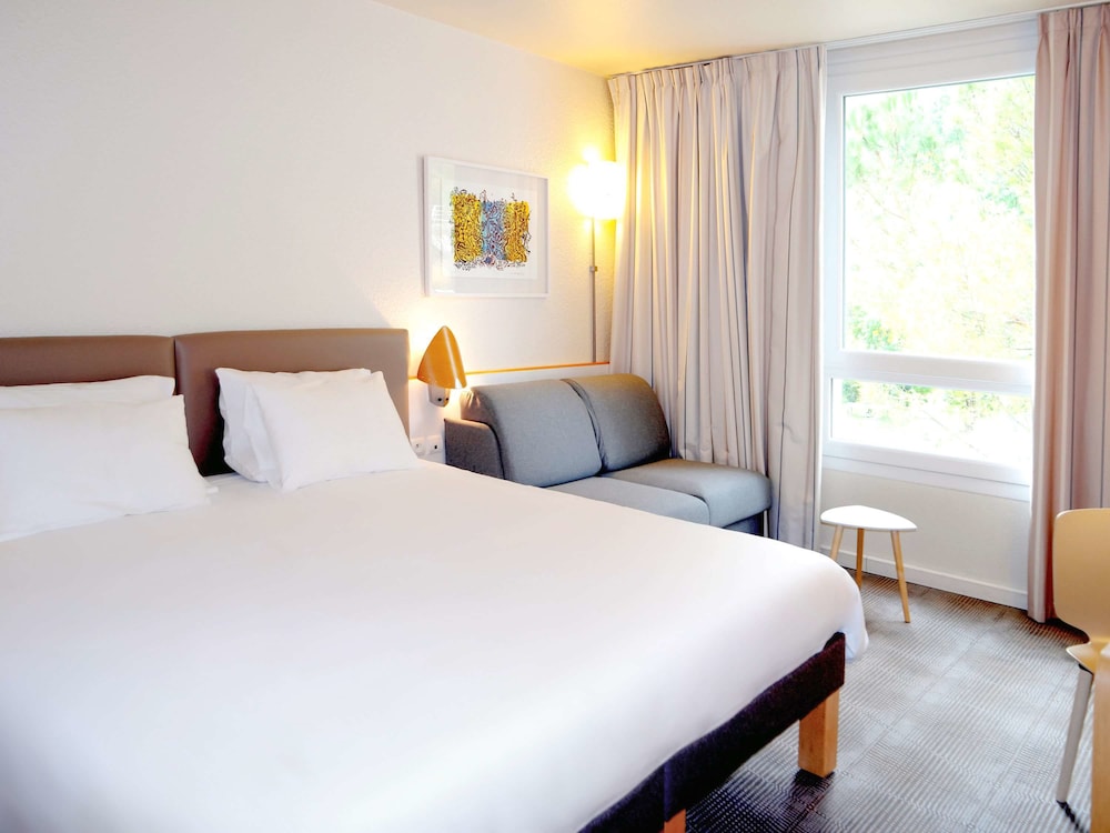 Superior Room, 1 Double Bed with Sofa bed photo 3